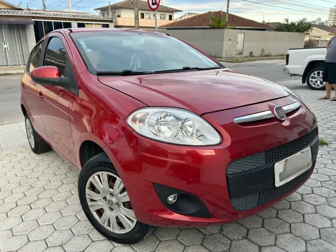 Fiat Palio Essence 1.6 Flex 16V 5P 2013