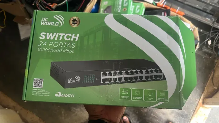 Switch de rede 24 portas 