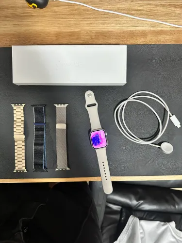 Apple Watch - Series 9 - Starlight - 45mm