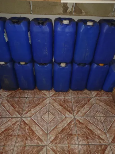 Vendo 20 tambores de 30 litros