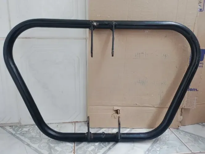 Protetor de perna para motocicleta