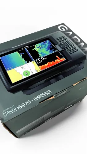 Garmin Striker Vivid 7SV + Transducer GT52HW-TM | Semi Novo, Usado 1x