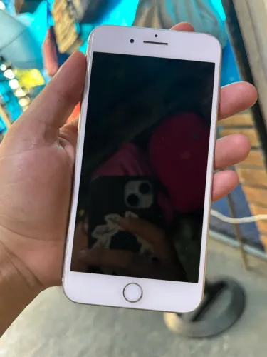 iPhone 8 Plus