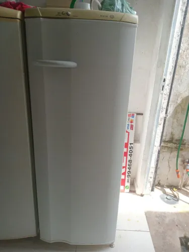 Geladeira Vende-se