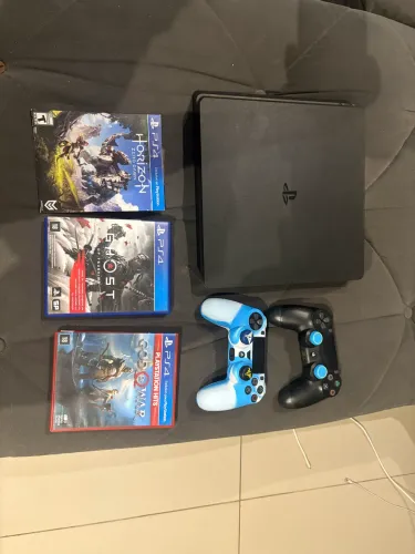 ? PS4 Slim em Perfeito Estado + 2 Controles + 3 Jogos | Pronto para Jogar!