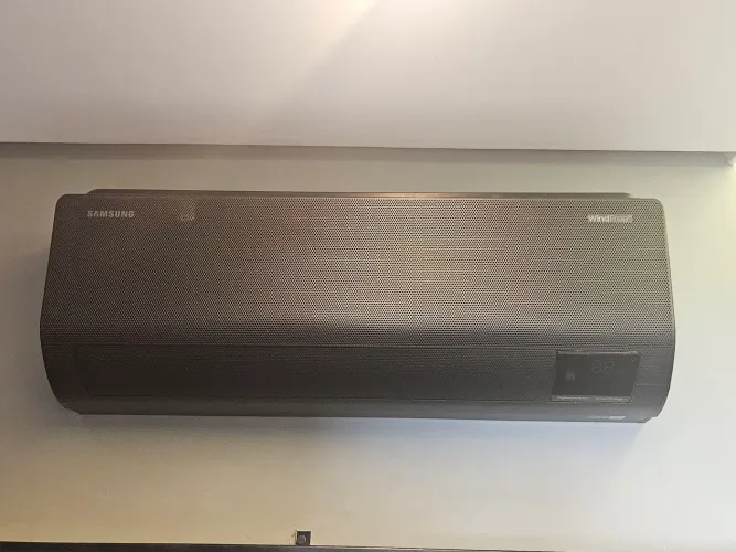 Ar Condicionado Samsung 12.000 inverter wind free preto
