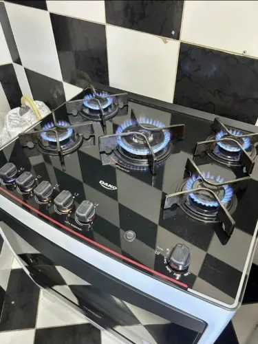 Fogão Dako Supreme Glass 5 bocas branco com Mesa de Vidro e Acendimento Automático Bivolt