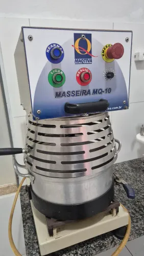 Vendo masseira salgados