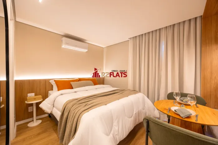 Flat com ótimo preço no bairro Pinheiros. Confira!