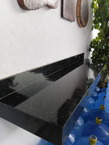 Vendo balcão de mármore