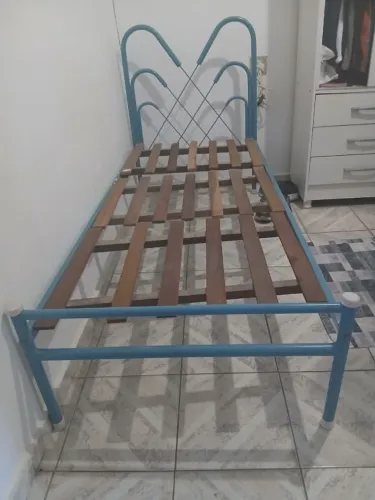 Cama de solteiro