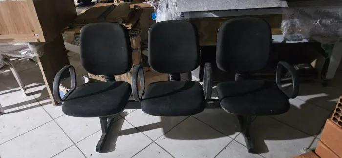 Cadeira longarina 3 lugares