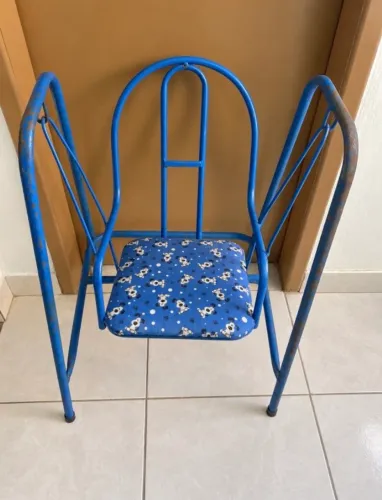 Cadeira de balanço infantil