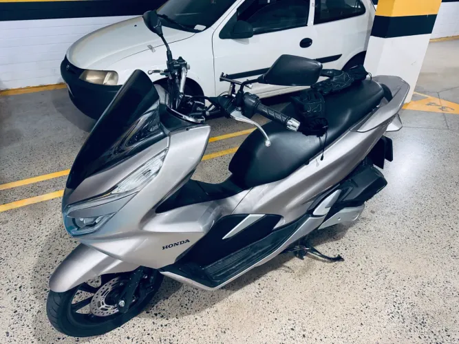 Honda PCX 150 CBS 2019 - Excelente estado