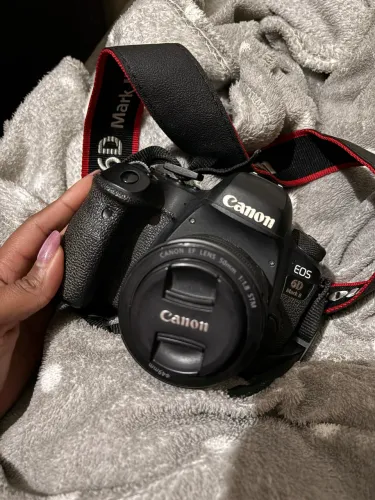 Camera Canon 6d Mark II