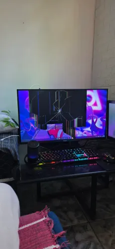 Monitor Gamer Quebrado