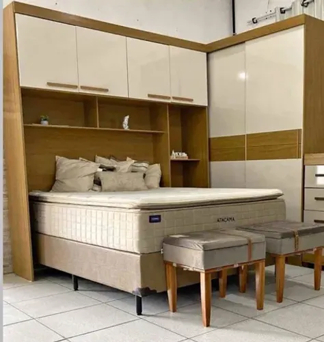 GUARDA ROUPA DE CANTO CASAL