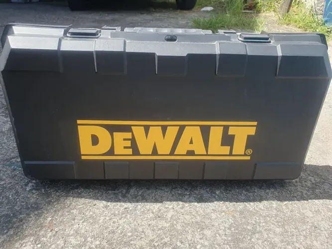 Serra Velocidade Variável