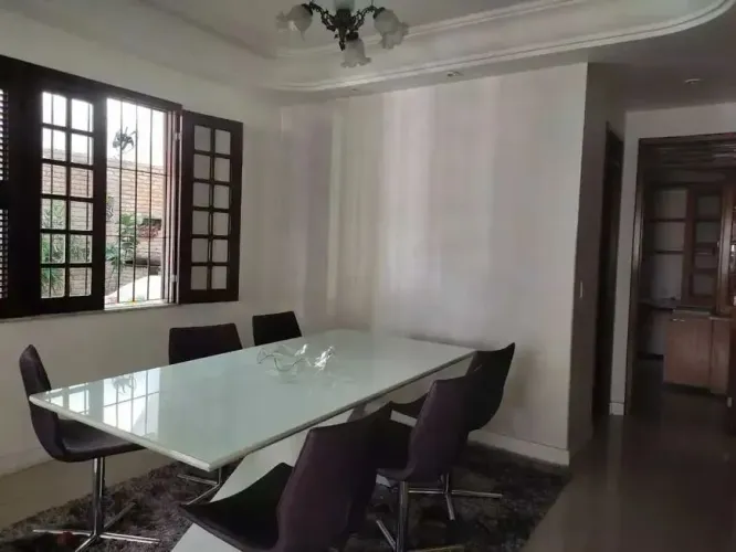 Casa a venda no núcleo bandeirante 