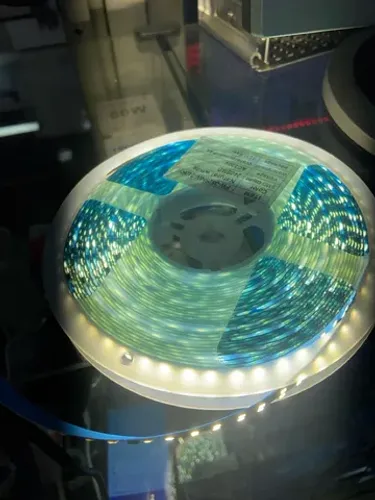 Fita 240led 6500K ligação na tomada 220v 10 metros 