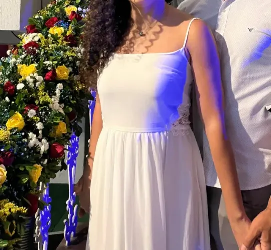 Vestido branco ideal para pré-wedding