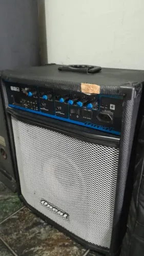 Caixa amplificada