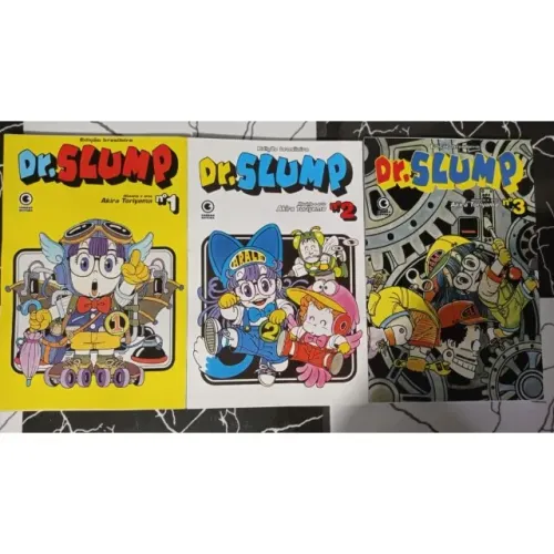 Mangá Dr. Slump. Todas as 14 edições lançadas pela editora Conrad.