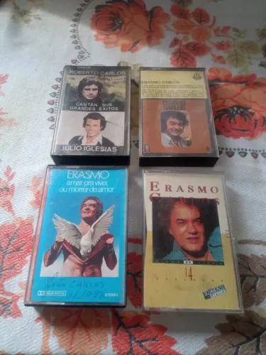 Lote com 3 fitas K7 Erasmo Carlos e 1 fita K7 Roberto Carlos & Julio Iglesias