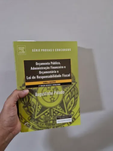 Livro orçamento Público adm lei de Responsabilidade fiscal
