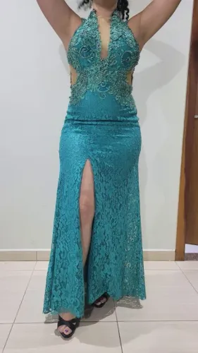 Vestidos para festas.