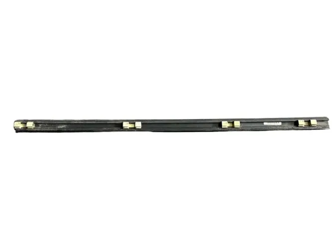 Friso Volvo V70 Lado Esquerdo 39961686 N187