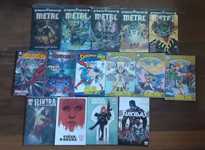 Gibis capa cartão Marvel e DC LEIA A DESCRIÇÃO