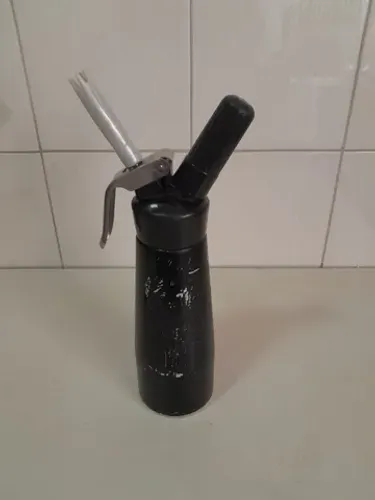 Garrafa para Chantilly marca ISI