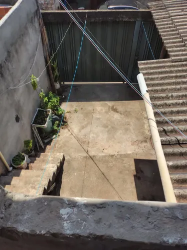 Casa de dois pavimentos 