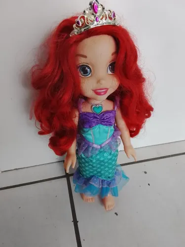Boneca Disney ariel