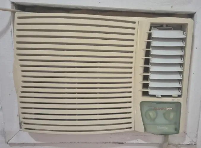Ar condicionado de parede Springer Silentia 7500 Btus