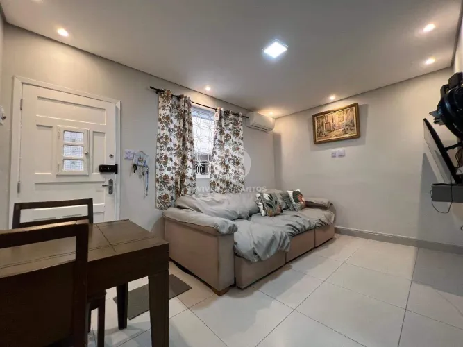 Apartamento Térreo Reformado com Quintal Charmoso no Coração do Boqueirão!