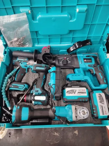 Kit martelete/chave de impacto/furadeira e parafusadeira/lixadeira 2 baterias 60v