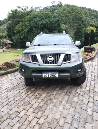 Nissan Frontier SV At.cd 4X4 2.5 TB Diesel Mec. 2014