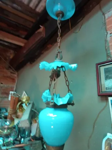 R$500 Lustre e Luminária em porcelana Azul celeste.