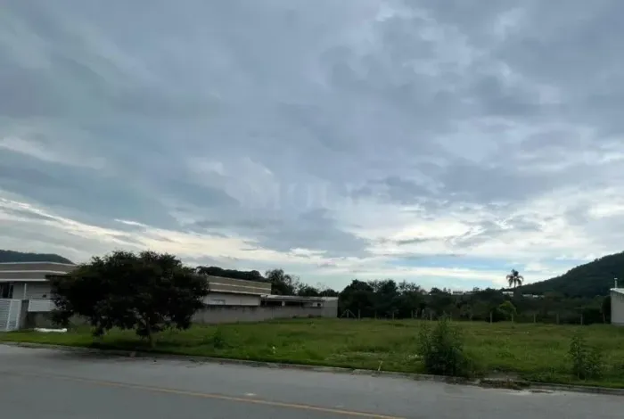 Terreno à Venda no Loteamento Bosque São José