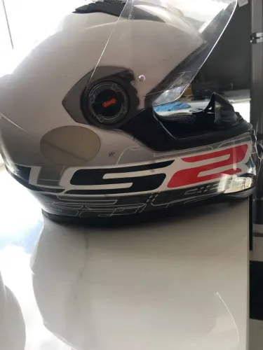 Capacete