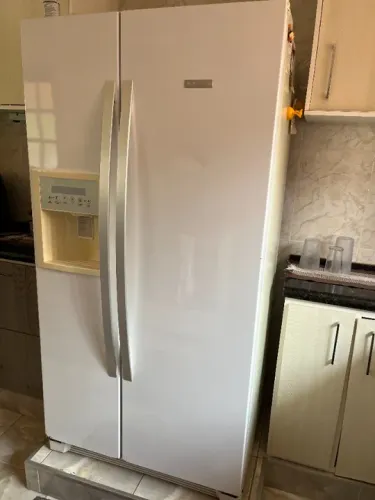 Geladeira Electrolux Painel Blue Touch, fitro de agua e fabricação de gelo automatica