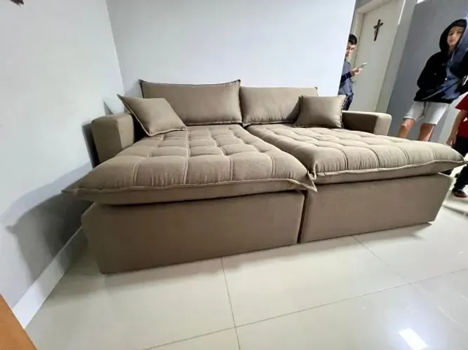 Fabricamos todos os modelos de estofados sob medida para sua casa ou empresa.Retrátil/Cama