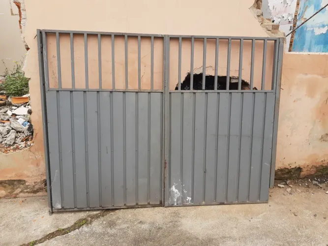 Portão Social 1, 48 altura por 1, 96 largura