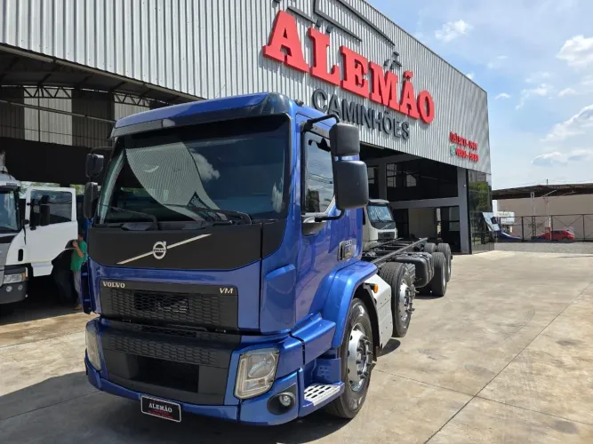 VOLVO VM 330 ANO 2022 BITRUCK ALEMÃO CAMINHÕES ITAPETININGA 