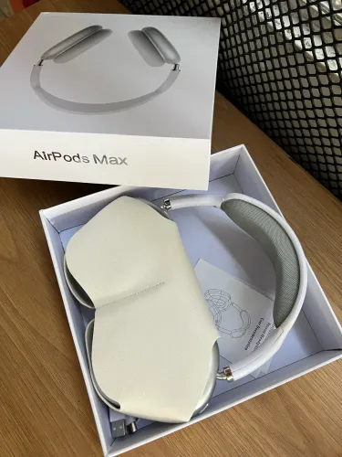 Fone de ouvido Apple AirPods Max - Prateado
