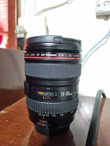 Lente Canon EF 24-105mm