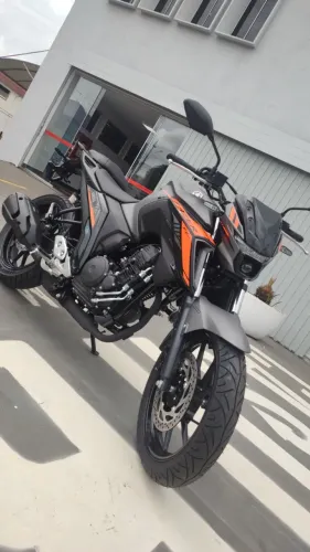 Nova FZ 25 Connected ABS + EMPLACAMENTO, IPVA 2025 E CAPACETE