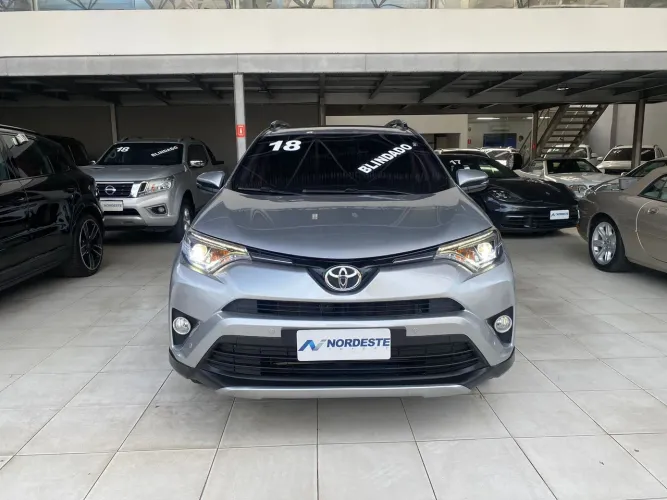 Toyota Rav 4 2.0 Top 4x2 16V Gasolina 4P Automático Blindado Nível IIIA parvi